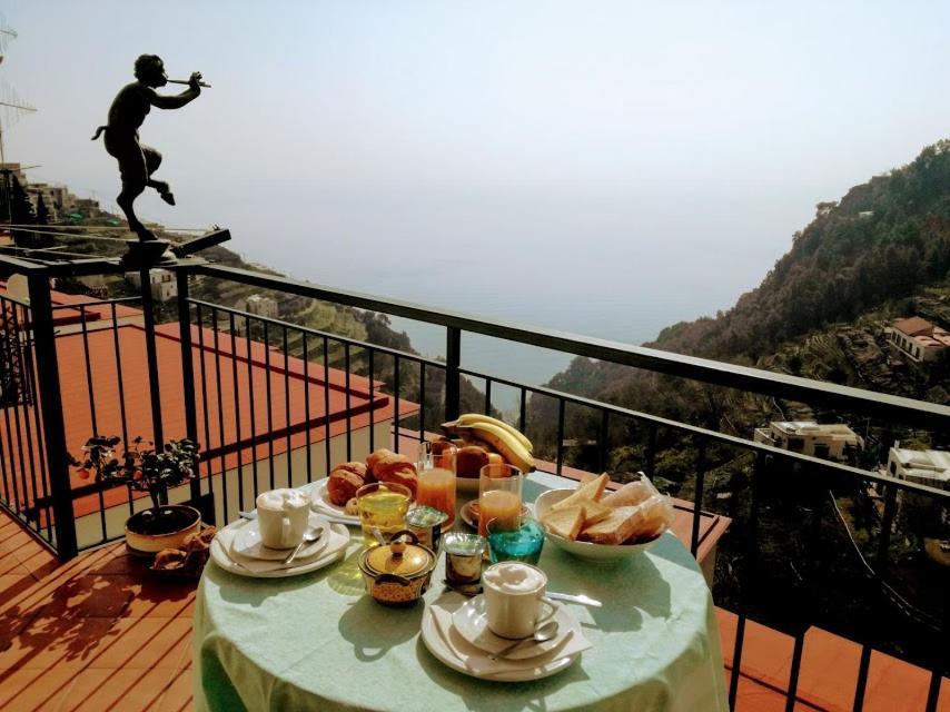 Domus Gaia Bed and Breakfast Amalfi Buitenkant foto